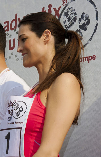 Manuela Arcuri - Advantix Running 2011 (21/34) 