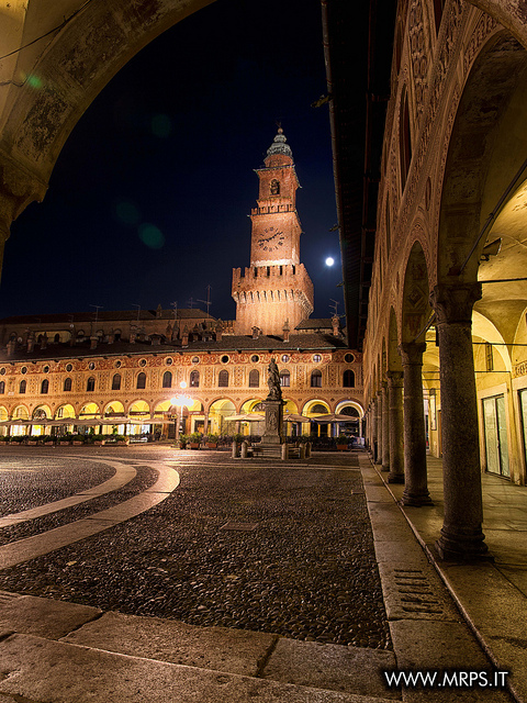 Vigevano - Piazza Ducale 